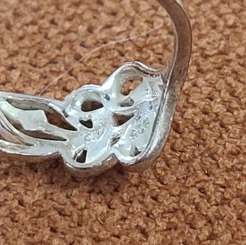 Delicate Sterling Silver Leaf Band Ring 925 - Picture 8 of 12